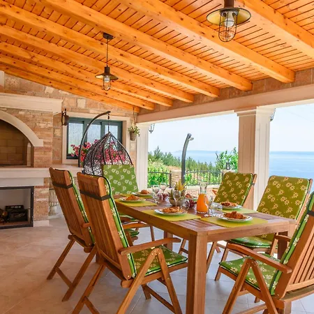Holiday home Lucija Bol