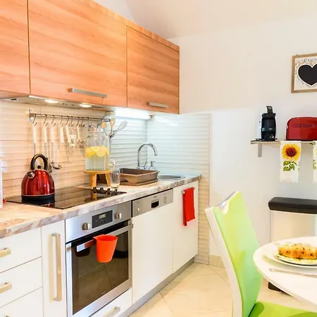 Lucija Holiday home